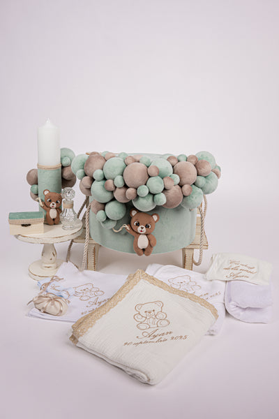 Trusou verde mint cu ursuleti din fetru